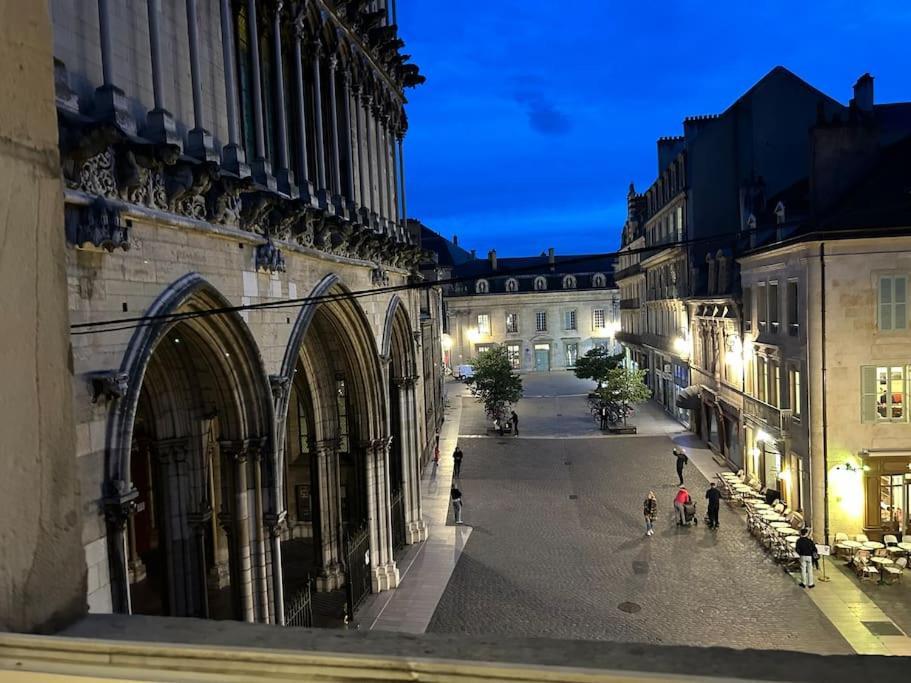 Trop Chouette Centre Dijon Daire Dış mekan fotoğraf